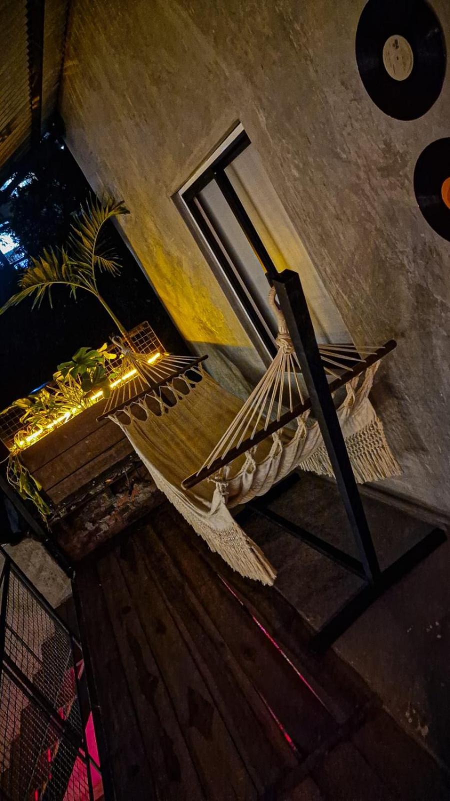 Urban Hostal San Gil- Piscina Restaurante Bar Exterior foto